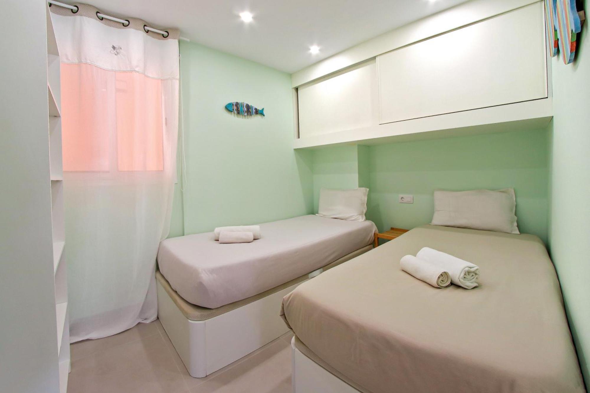 Kate Duque Fantastic Apartment With Lovely Pool 阿德耶 外观 照片