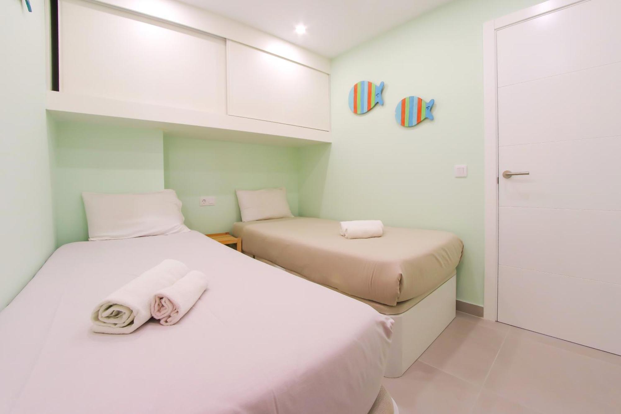 Kate Duque Fantastic Apartment With Lovely Pool 阿德耶 外观 照片