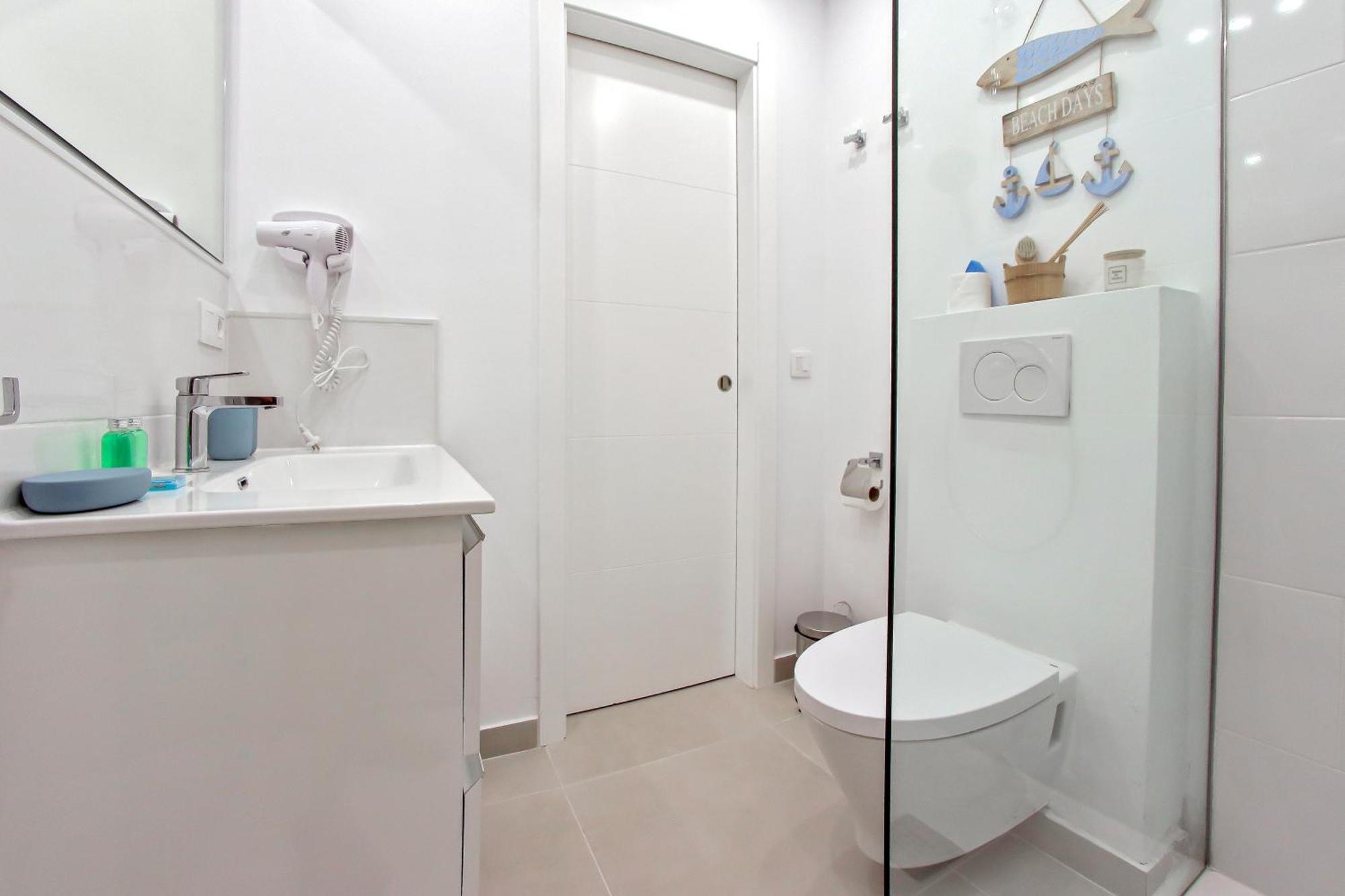 Kate Duque Fantastic Apartment With Lovely Pool 阿德耶 外观 照片